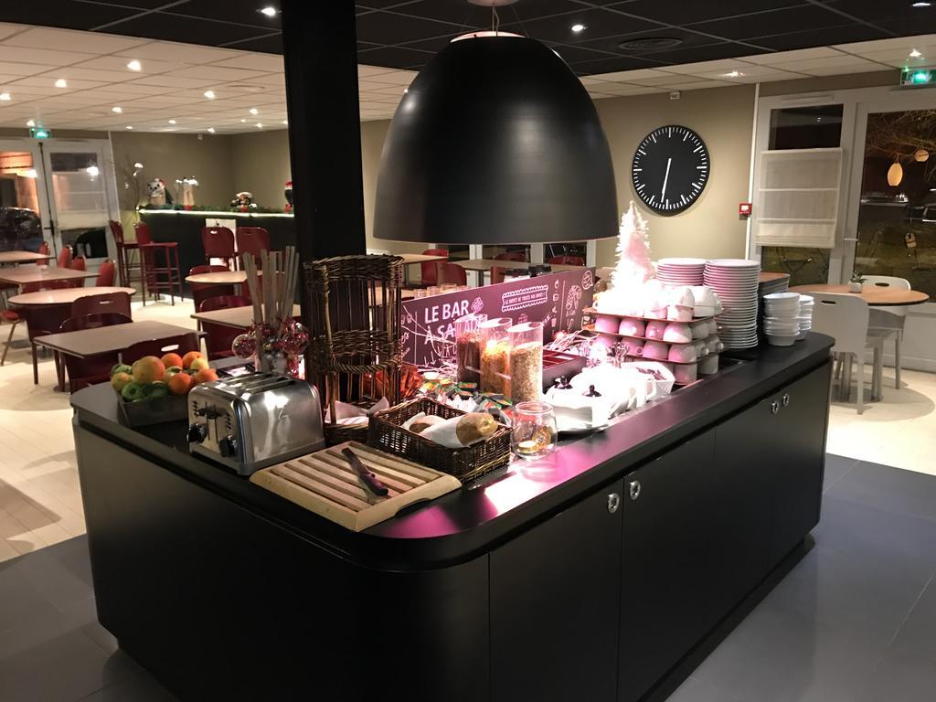 鲁瓦西康铂酒店 圣维斯 外观 照片